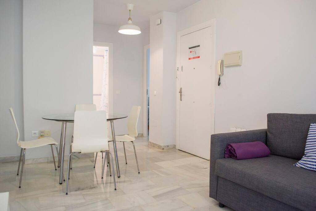 Apartment At The Beach Malaga Zewnętrze zdjęcie